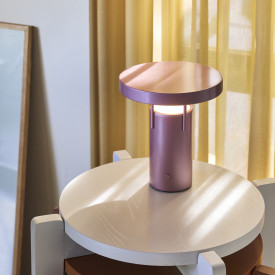 Hübsch BringMe Mini uppladdningsbar bordslampa, rosa