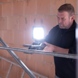 Brennenstuhl LED lampe clip, genopladelig, 30W