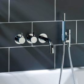 Vola 2411C-061 badekarbatteri, 160 mm tut, med hodedusj, krom