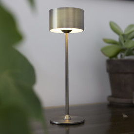 Nielsen Light Bistro oppladbar bordlampe, antikk messing