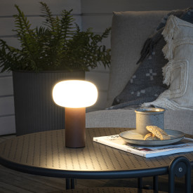 Konstsmide Antibes genopladelig bordlampe, rust