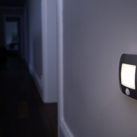 Osram Nightlux Hall natlampe med sensor, hvid