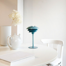 Dyberg Larsen Sixteen bordlampe, blå