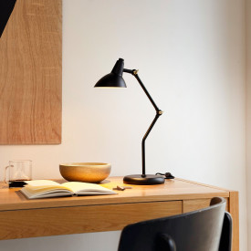 Dyberg Larsen Vela bordlampe, sort