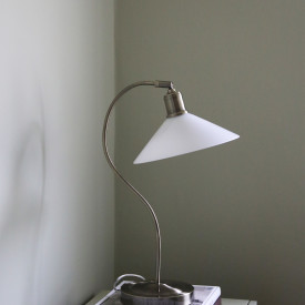 Markslöjd Vela bordlampe, hvid