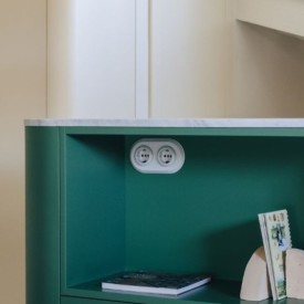 Fontini Garby Colonial schuko stikkontakt med børnesikring, hvid porcelæn