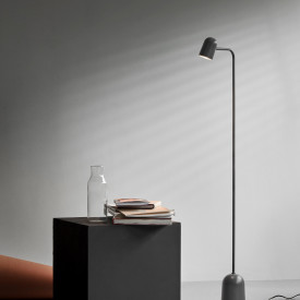 Northern Buddy gulvlampe, mørkegrå
