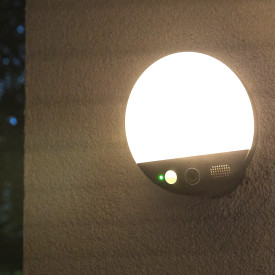 Ledvance Smart+ Wifi Outdoor Round utendørs vegglampe med kamera