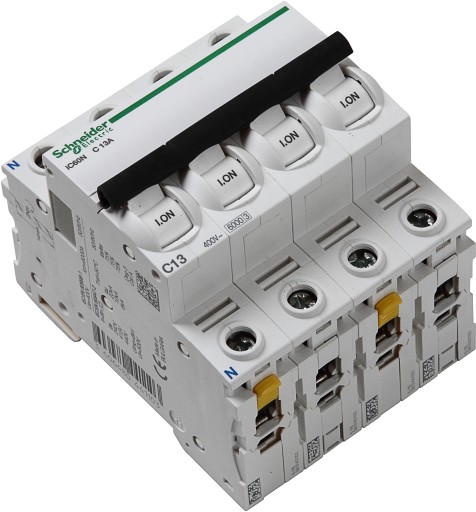 Schneider Automatsikring 3P+0