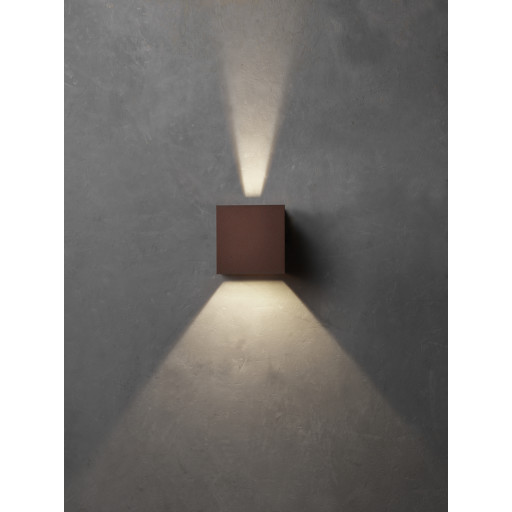 Toscana udendørs væglampe 2x5W 3000K dæmpbar IP65, corten