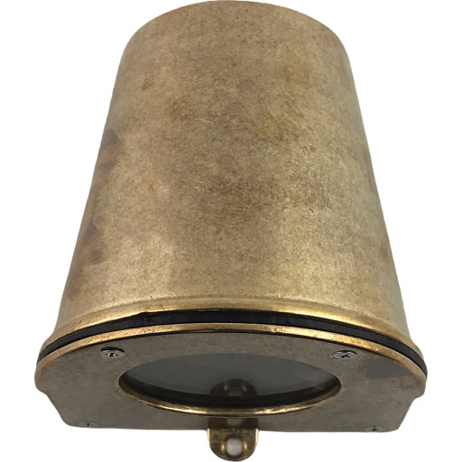 95 vegglampe støpt messing IP54