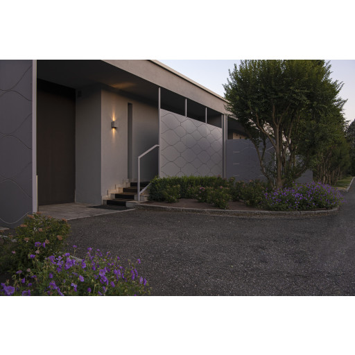 Billede af MANA OUT VÆGLAMPE GRÅ