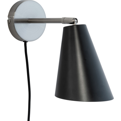 Dyberg Larsen Oswald vägglampa