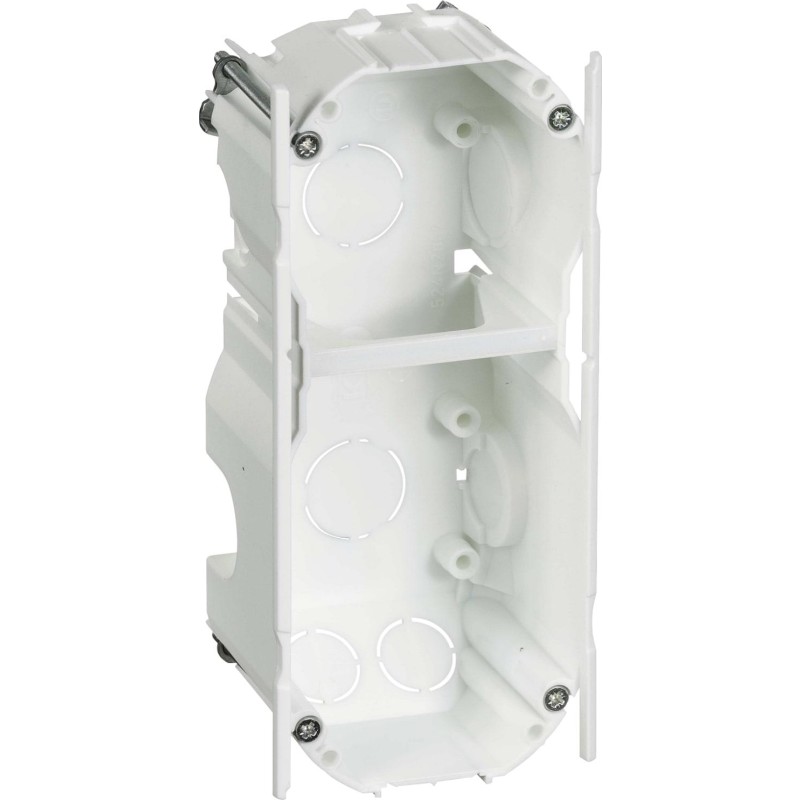 LK Opus 66 dåse for isætning forfra hvid 2½ modul