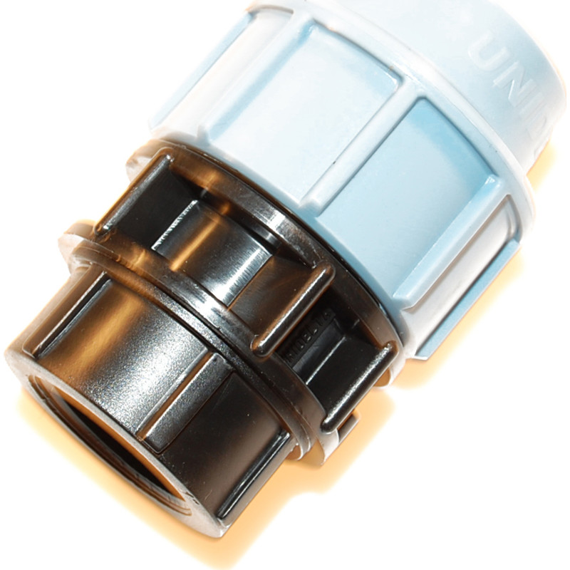 PP overgang med muffe, 40 mm x 1"