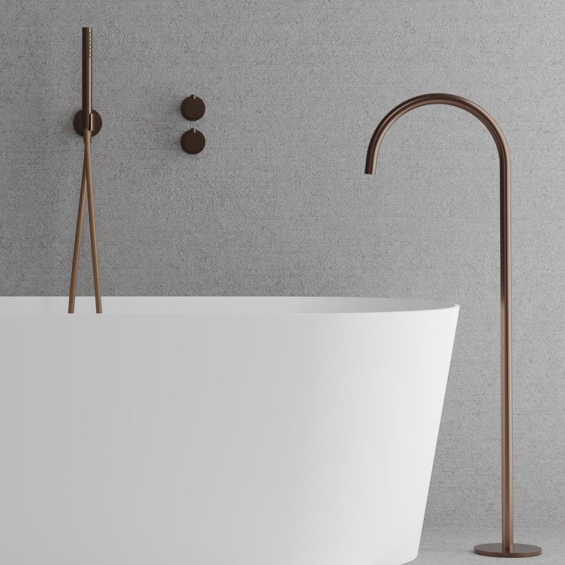 Scandtap Harmonized Bliss 4 badkarsblandare med duschset, borstad koppar