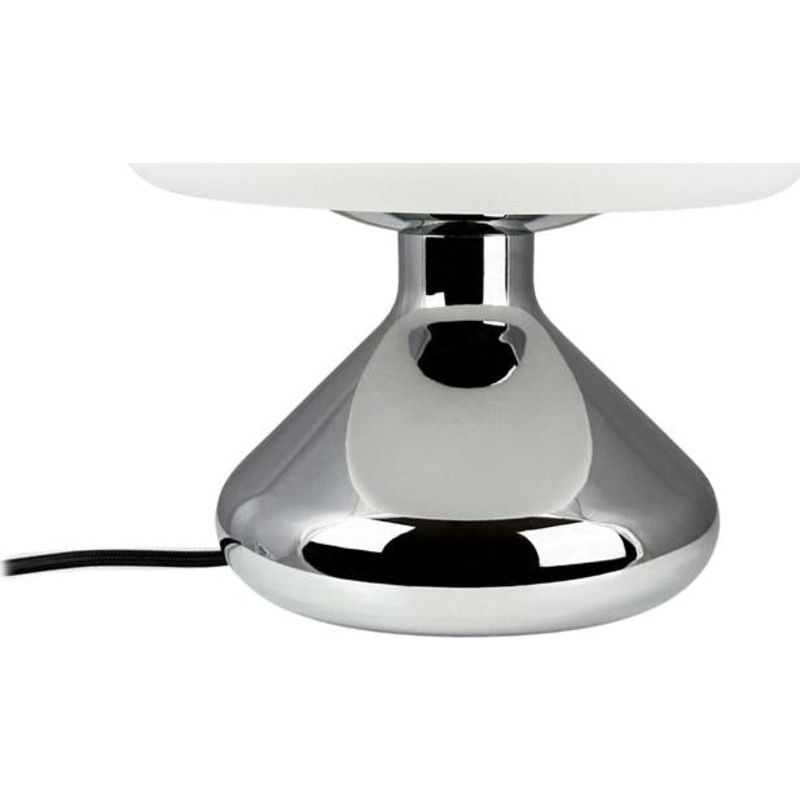 Dyberg Larsen Trophy bordslampa, krom