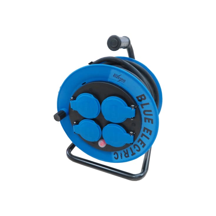 Blue Electric elkabeltrumma med 4 uttag, 3x1,5 mm², 10 meter, blå
