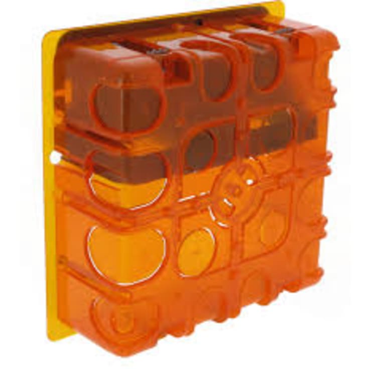 Batibox Mediabox 1x5M, hvid, 142x142x50 mm