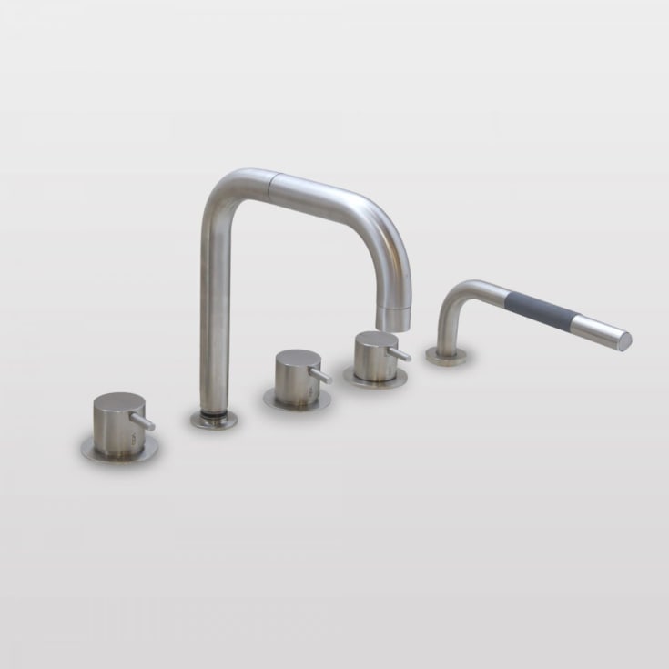 Vola SC11 kararmatur med brusesæt, børstet krom