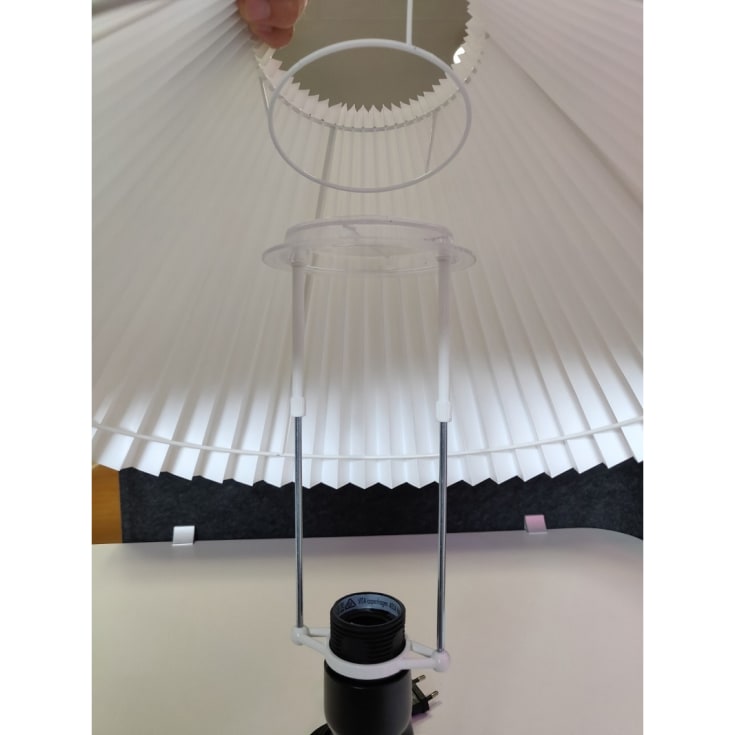 Skærmstativ, hvid plast, Ø34mm, forskydelig 14 - 21 cm