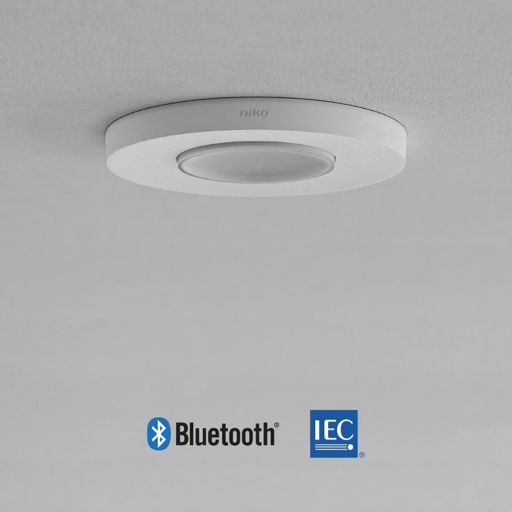 Bevægelsessensor M42MR 230V master 12-13m 360° SnapFit planfor.