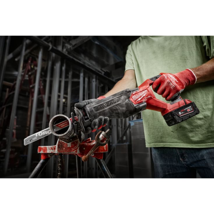 Milwaukee M18 Fuel FSZ-0 bajonetsav, u. batteri