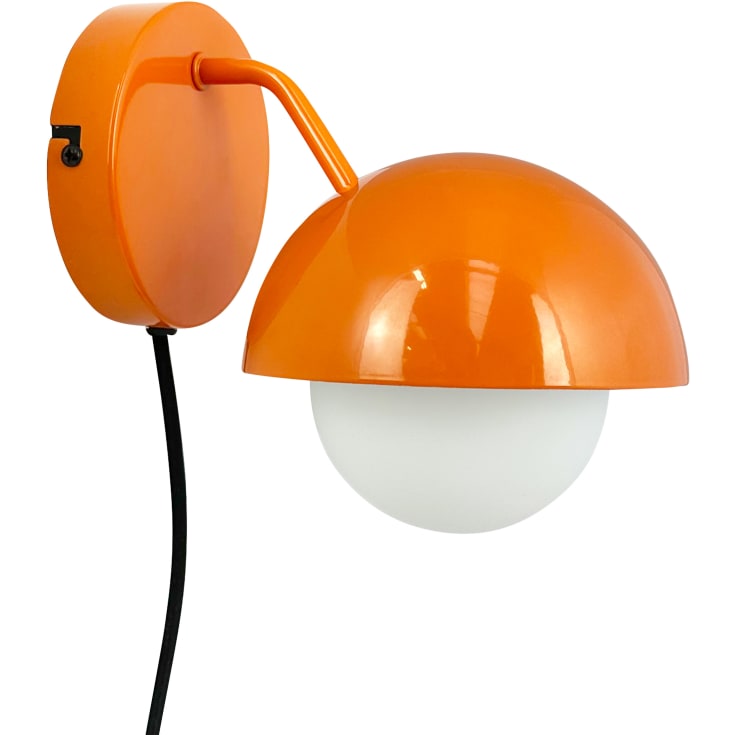 Dyberg Larsen Rose vägglampa, orange