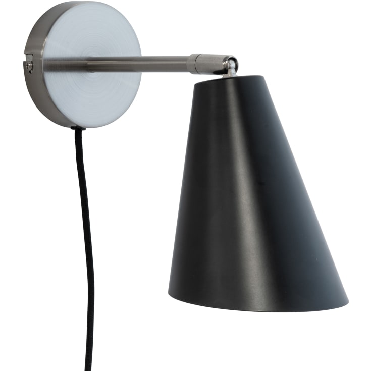 Dyberg Larsen Oswald vägglampa
