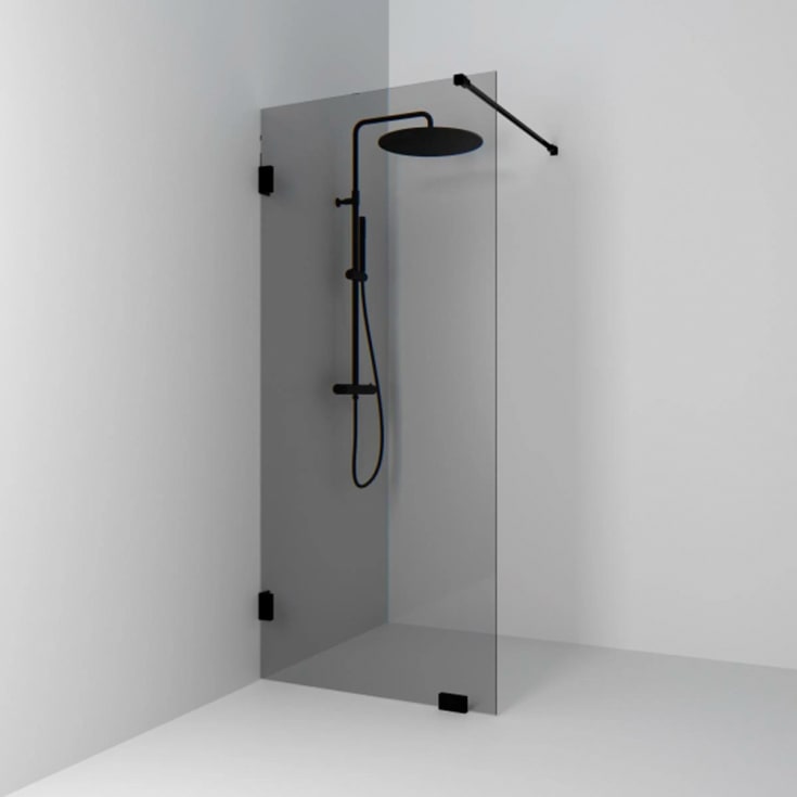 Svedbergs 180° dusjvegg fast, 78 cm, røykfarget glass, sort matt profil