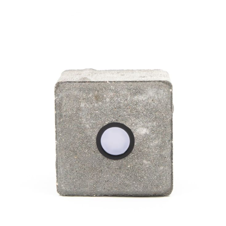 Betongplatta Cosmos svart 10x10x6 cm grå