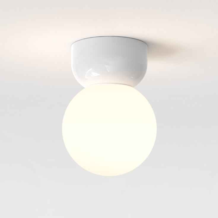 Astro Lyra Ceiling 140 loftlampe i porcelæn. Led IP44, hvid