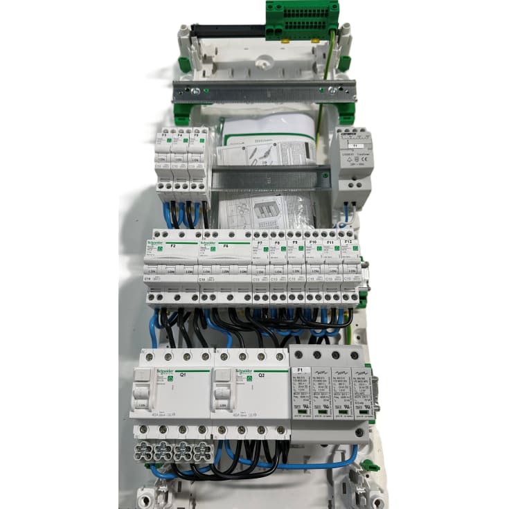 Schneider Resi9 CX gruppetavle, 4X13 moduler