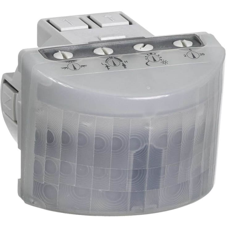 LK Opus 66 PIR sensor 230V 10A