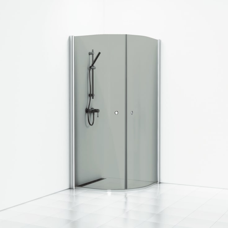 Svedbergs Skoga duschhörn, 79x89 cm, rökfärgat glas, matt aluminium profil