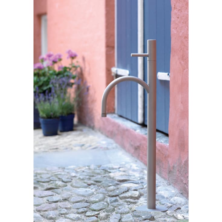 Frostline Classic vattenpost, 79,5 cm, rostfritt stål
