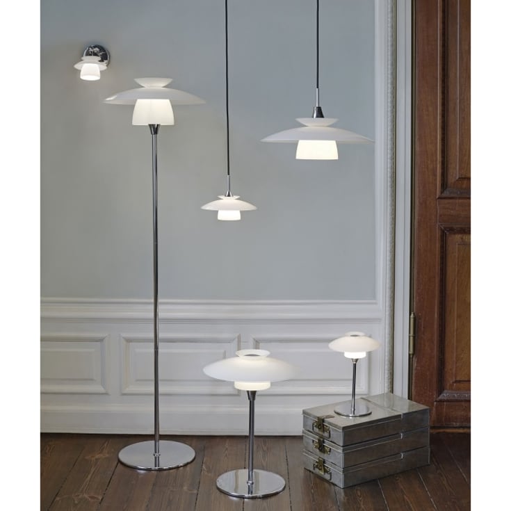 Halo Design Scandinavian gulvlampe