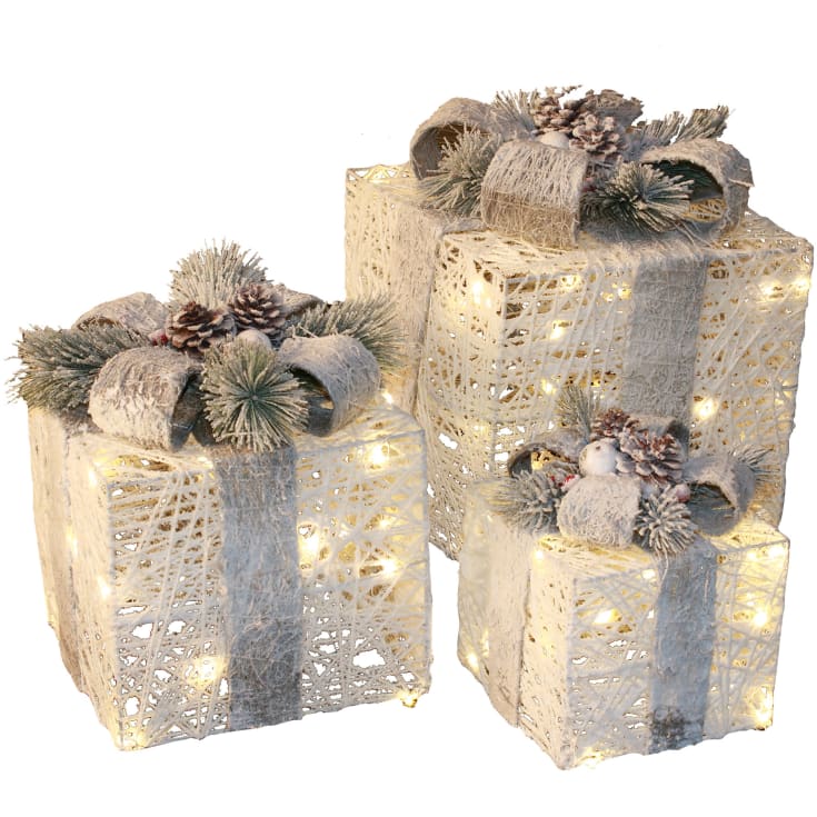 Nordic Winter julklappar med belysning, 3 st, vit
