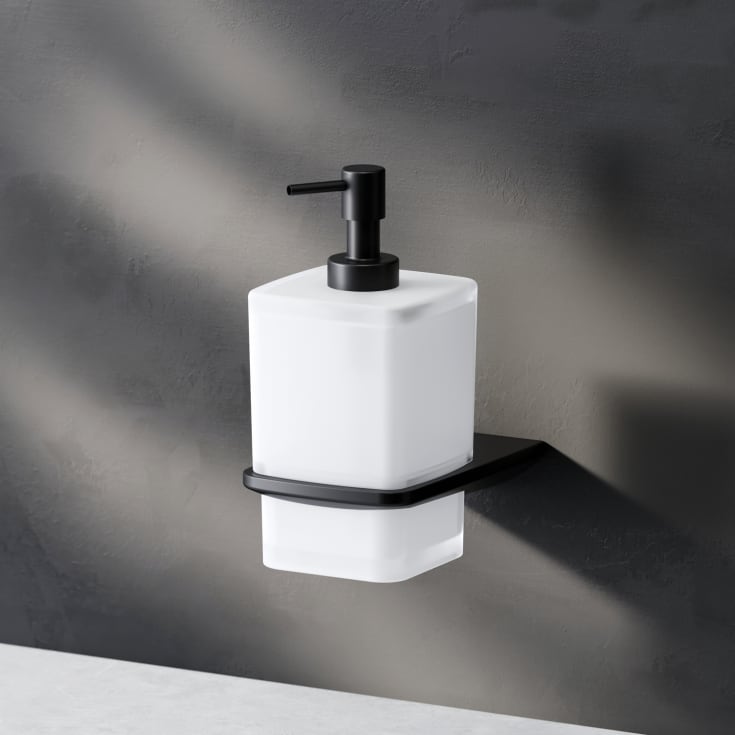 AM.PM Gem sæbedispenser, hvid/sort
