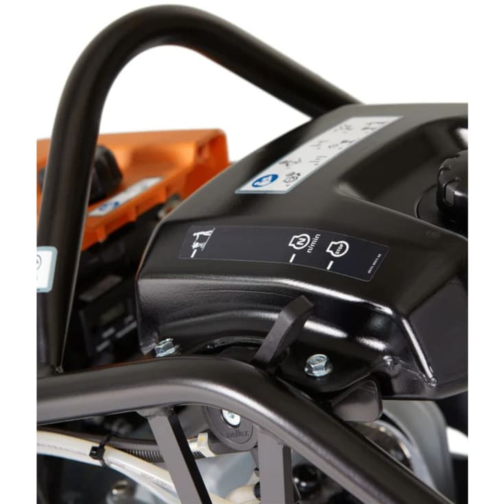Husqvarna stamper LT 5005, Honda GXR120 benzin, 9"