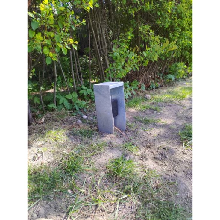 Jesmig EL-pluggholder for 1 plugg, galvanisert stål