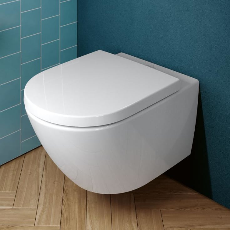 Villeroy & Boch Subway 3.0 vegghengt toalettpakke, uten skyllekant, med CeramicPlus, hvit