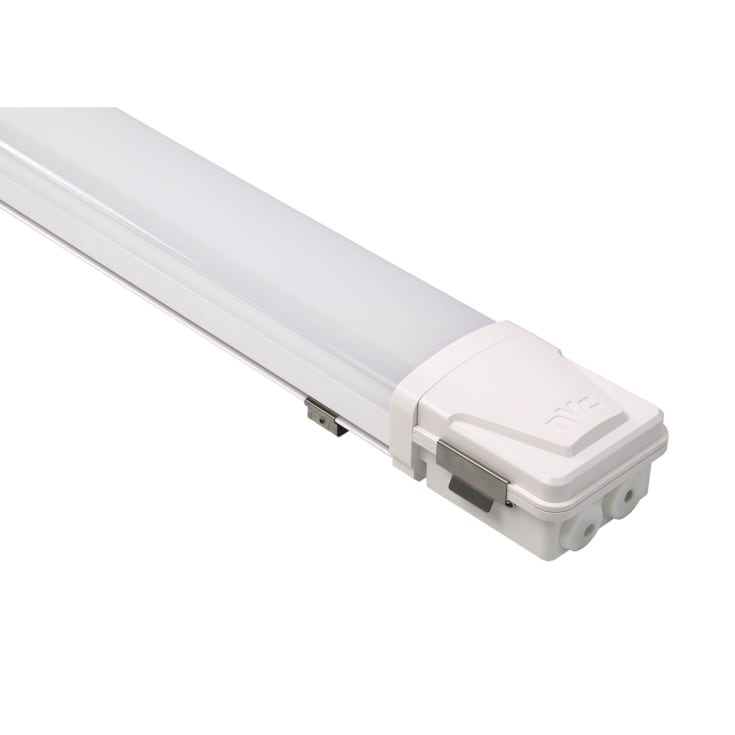 Armatur Toronto CCT 27–37W 3000–4000–6000K 1200 mm hvit IP65