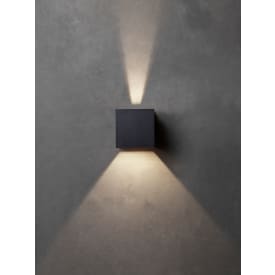 Toscana udendørs væglampe 2x5W 3000K dæmpbar IP65, sort