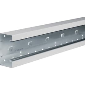 8 meter Installationskanalbund BRS65130 i stål 68x130mm RAL 9016