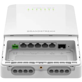 Grandstream GWN 7710R 1x2.5G 4xPoE Udendørs light  managed (DC)