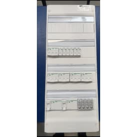 Bostadspanel 4 rader, överbyggnad, monterad, med transient, 3140KG0001