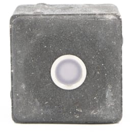 Light By Juul betongfliser med Cosmos spot, sort, 10x10x6 cm