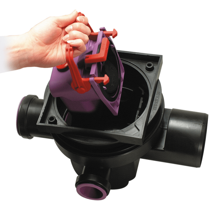 Kessel sluk 110 mm m/2 tilbakeslagsklaff & rustfri rist