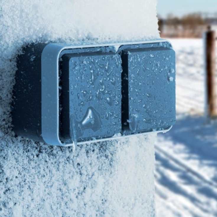 Berker W.1 Schuko tripel stikkontakt, Vandret, IP55, Grå